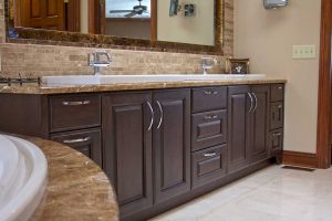 EmperadorLightMarble_full08-600x400