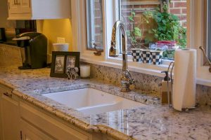 FantasticWhiteGranite_full10-600x400