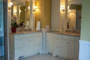 HonedWhiteCararraMarbleVanity_full04-600x400