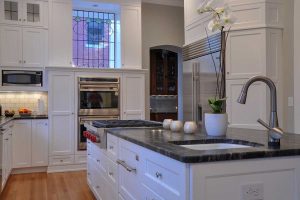 LeatheredBlueMartinqueGranite_full05-600x400