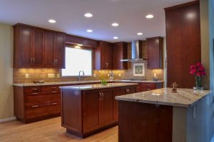 RiverGoldGranite_full02-600x400