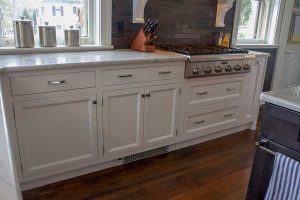 WhiteMacabusQuartzite_full06-600x400
